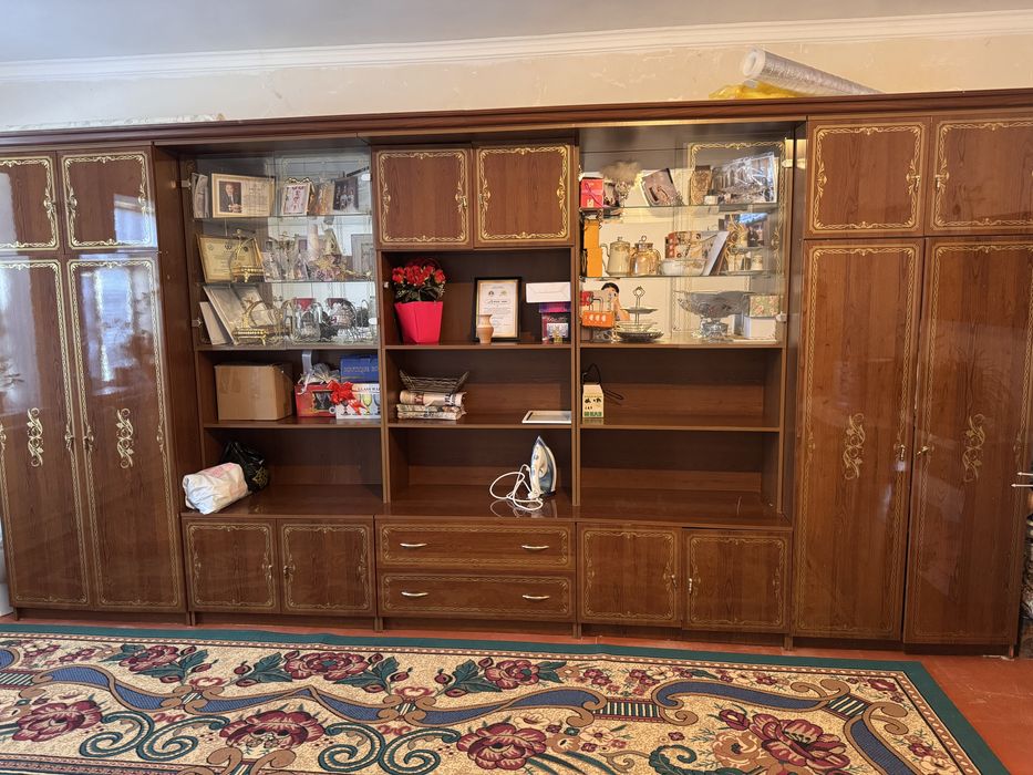 Сервант для гостиной