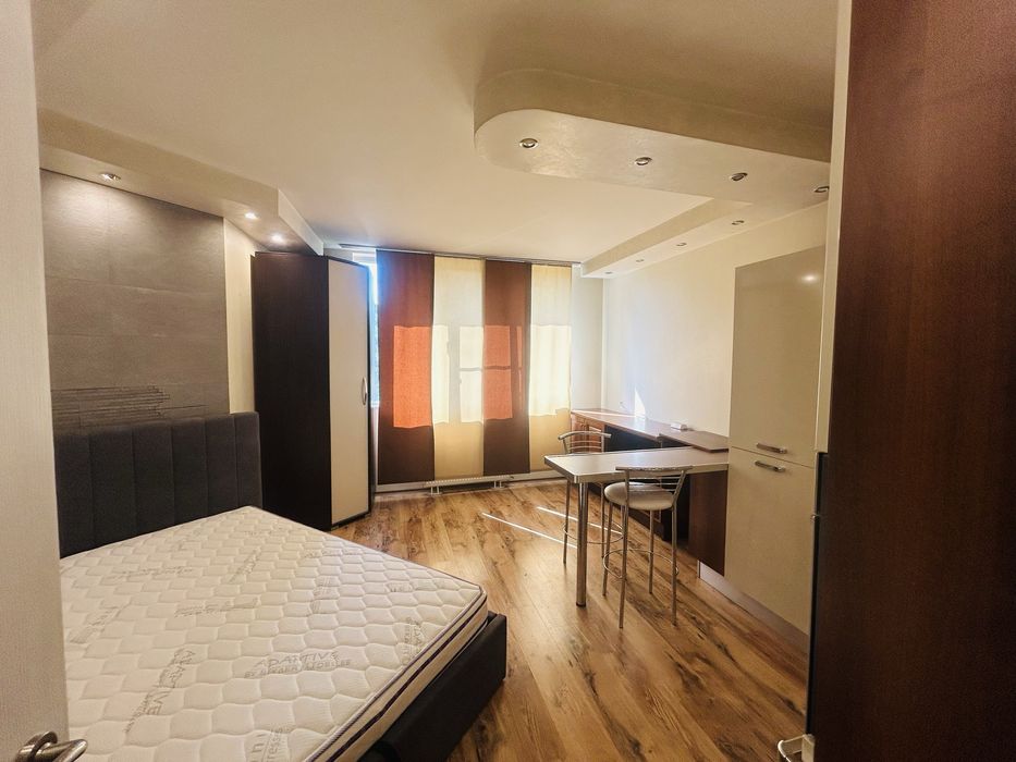 Дава се под наем Едностаен апартамент в София, Дружба 2 - 35 кв.м за 459 € - Снимка #1