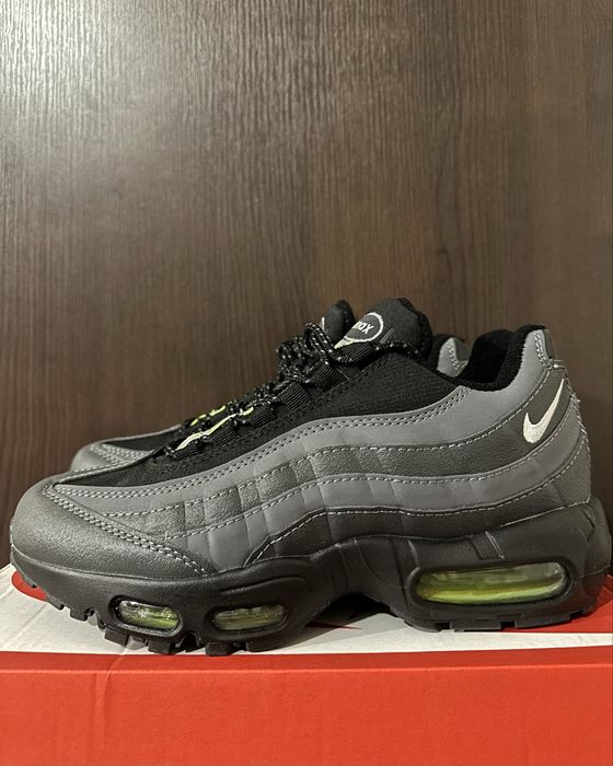 Nike Air Max 95 'Iron Grey Volt'