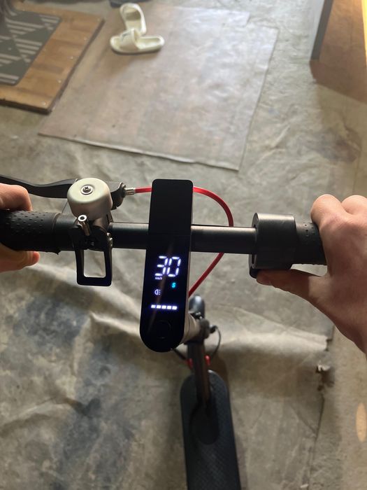 Продам электро самокат