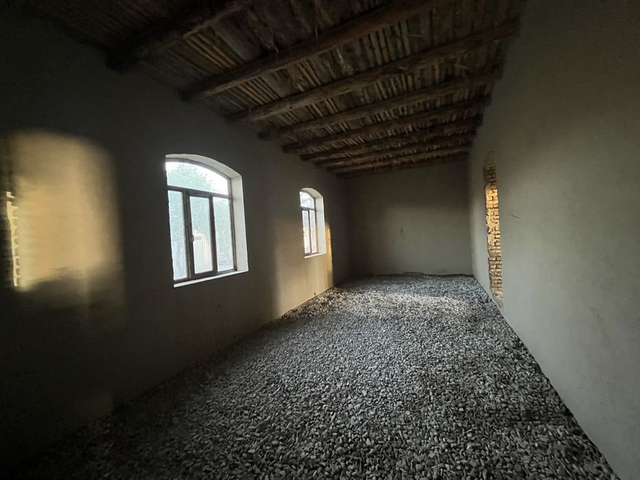 Xovli sotiladi 1.5 mlrad