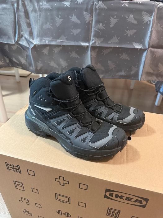 Salomon Hiking Boots размер 44