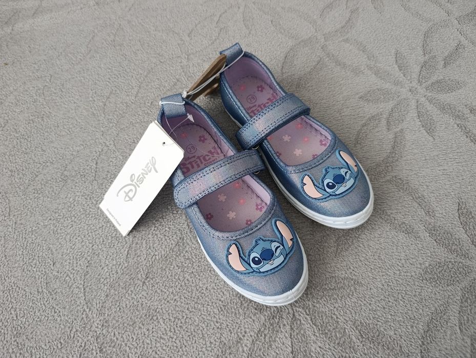 Пантофи за момиче