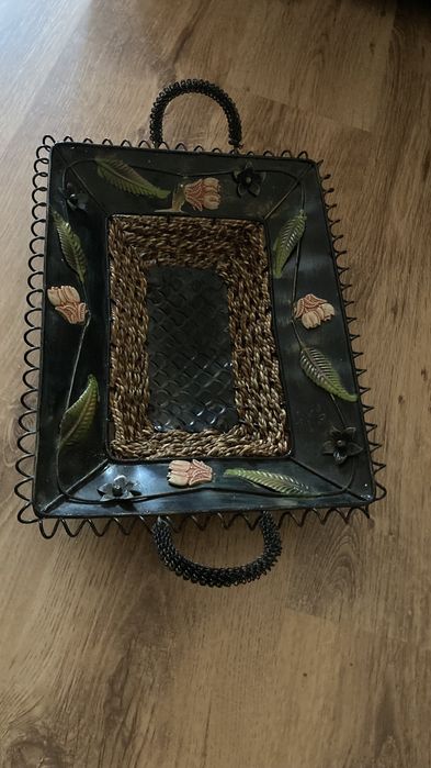 Фруктиера ръчно правена от метал