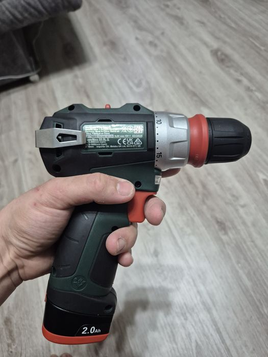 Шуруповёрт Metabo