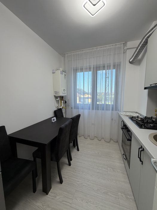 inchiriez apartament 2 camere