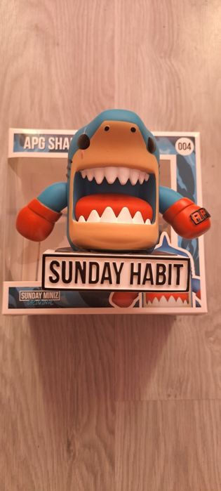 Фигура Miniz Sunday habit APG SHARK