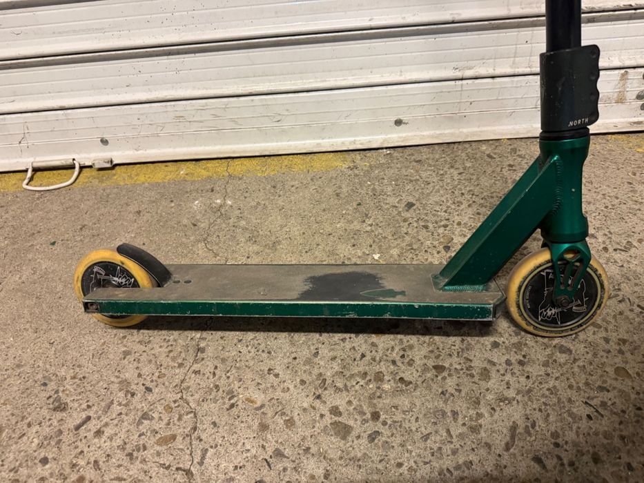 Тротинетка за трикове North scooters