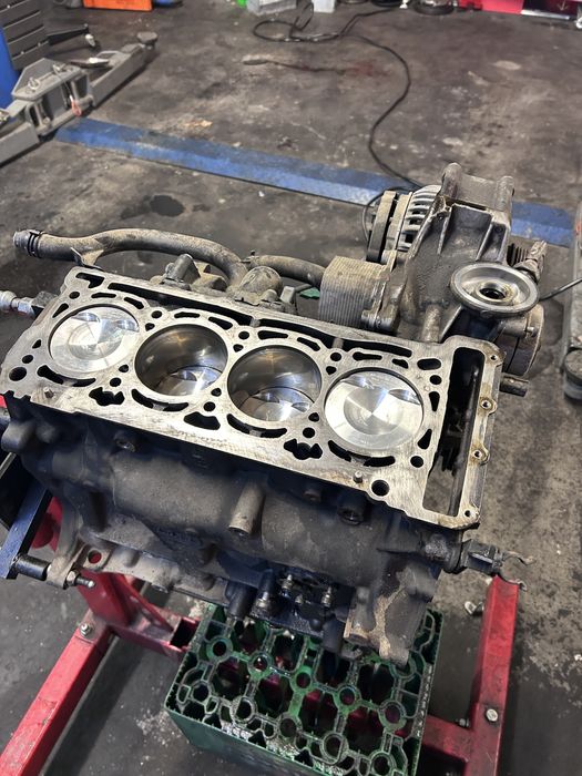 Motor 2.0 tsi cod CCZ reconditionat total!