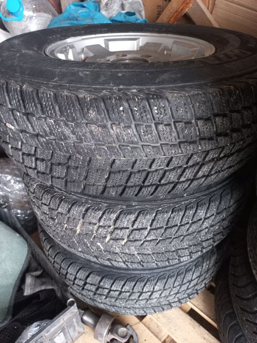 Джанти с гуми 6x139.7