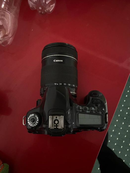 Canon 60D srochno sotiladi