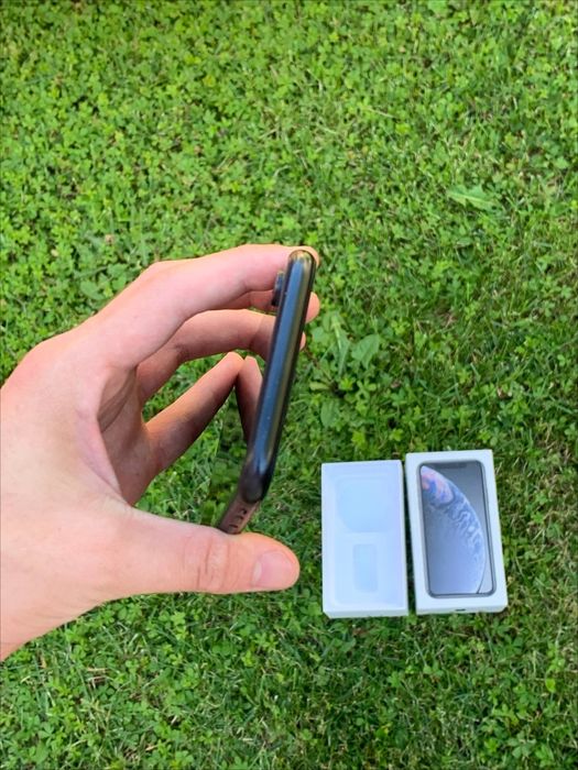 Iphone xr 128 arzon