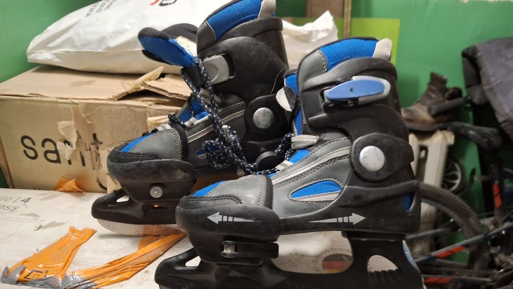 Продам детские коньки.