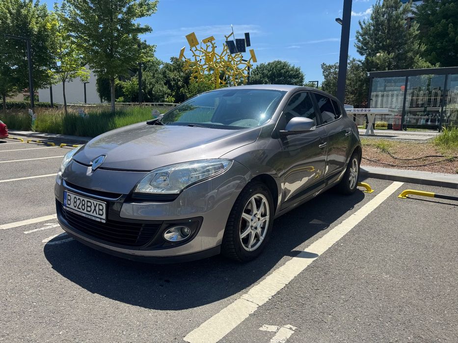 Renault Megane Ambreiaj , volanta , baterie noi .