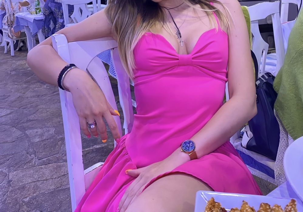 Розова Барби рокля