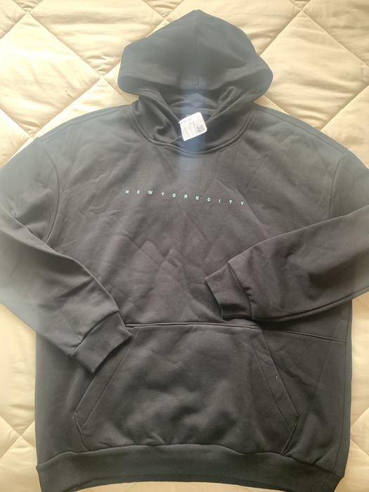 Суичър с качулка