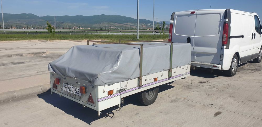 Remorcă tip cort import Olanda. Impecabilă.