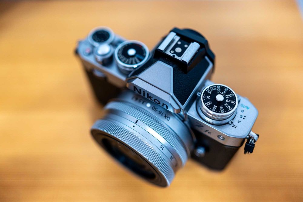 Pachet Nikon Zfc- impecabil