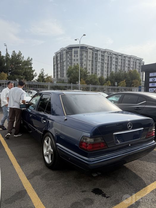 Мерседес W124 E 3.6 сотилади
