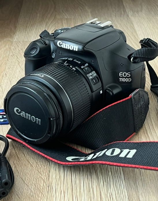 Фотоаппарат Canon EOS 1100D