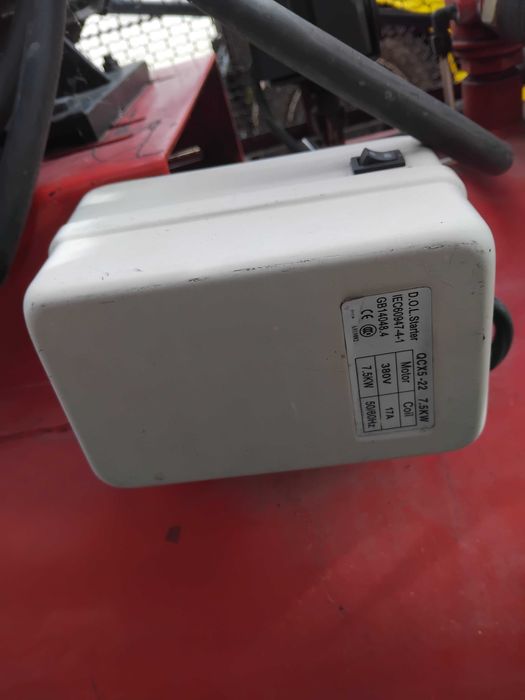 Два броя Компресори по  500литра