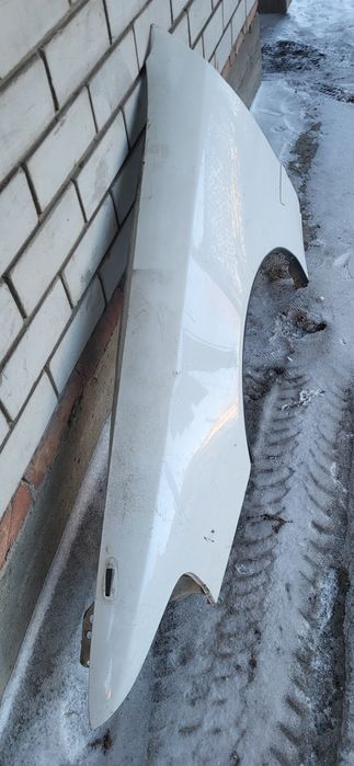 Переднее левое крыло Toyota Cresta X90