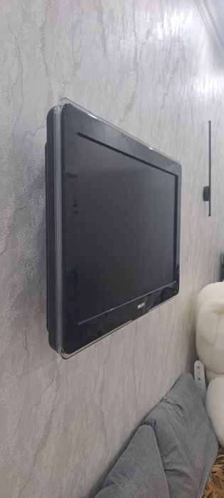 Продаю телевизор PHILLIPS