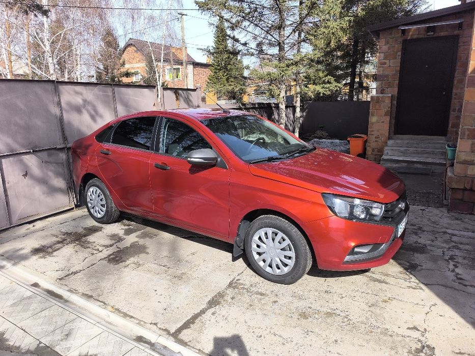 Автомобиль Лада Веста