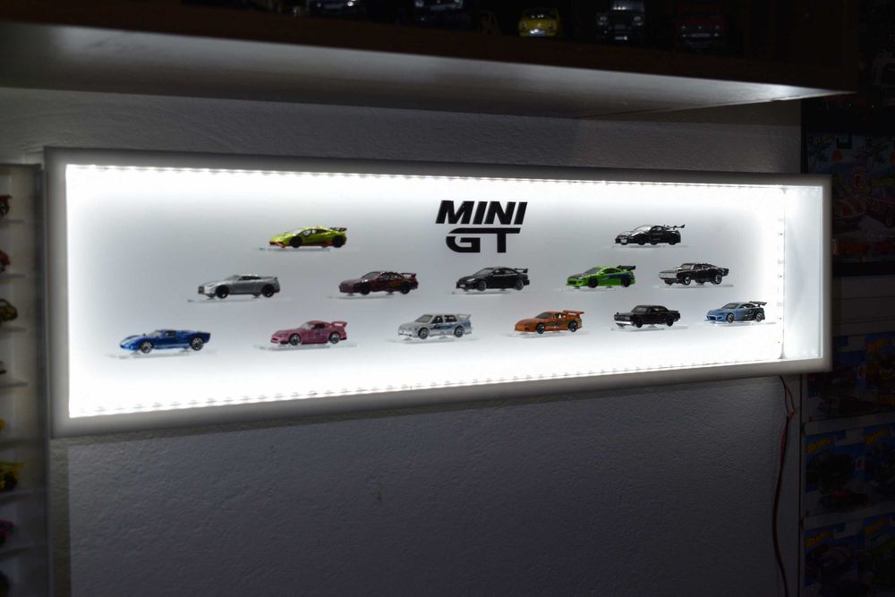 Vitrina acrilica-13 locuri-machete 1:64-Hotwheels,Mini GT,Kaido