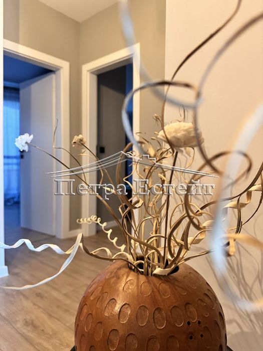 Продава се Тристаен апартамент в Варна, Бриз - 178 кв.м за 1143 €/кв.м - Снимка #10