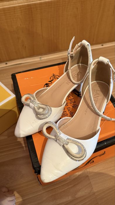 Женское туфли и обувь 38-39рр