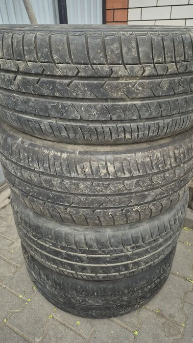 Продам резину летнюю 235/50 ,р 18