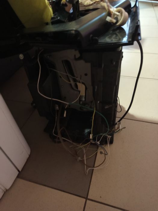 Кафемашина Делонги Магнифика на части