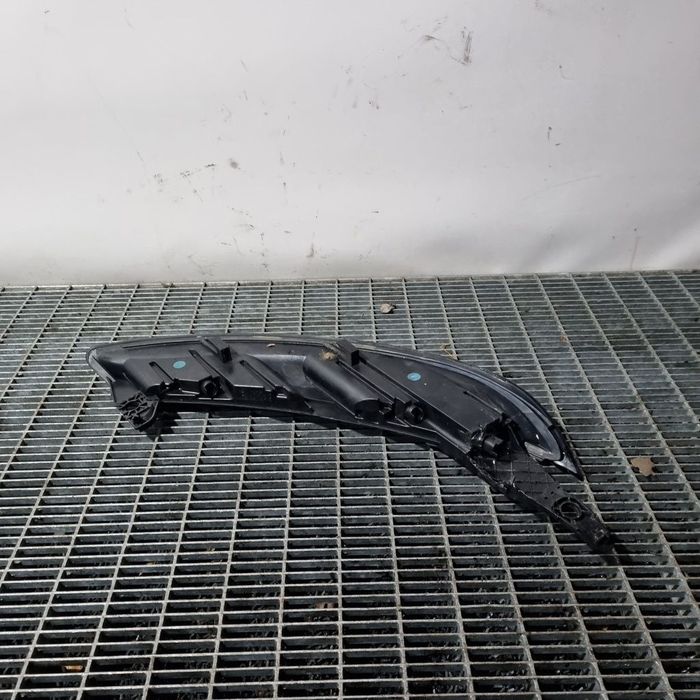 Far Stanga Citroen C4 Cactus 2014 - 2017 SUV 4 Usi (1483) Fara xenon