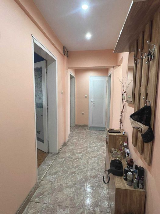 Продава се Четиристаен апартамент в Търговище, Център - 81 кв.м за 1039 €/кв.м - Снимка #6