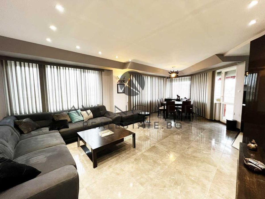 оф.22986 Просторен тристаен до Новотела