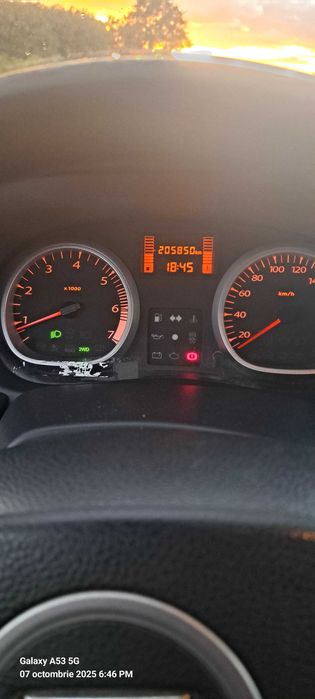 Vând Dacia Duster 4x4, an 2010