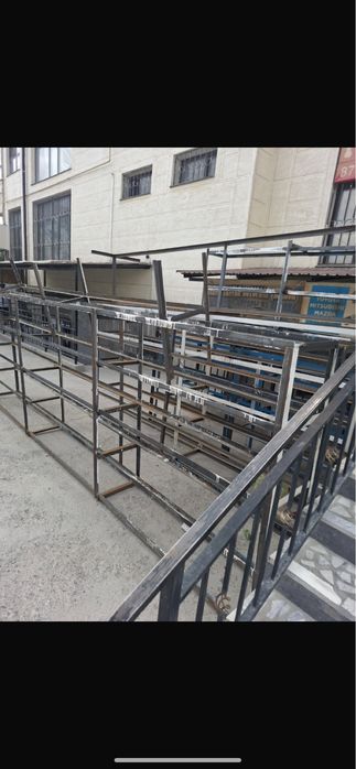 Стеляж полка магазинен шықты