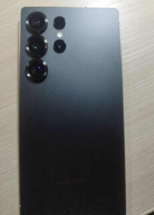 Продам Samsung s25 ultra 256Gb