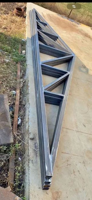 Structura hală metalica .