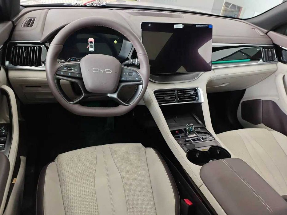BYD Song Plus EV Champion 605 Flagship