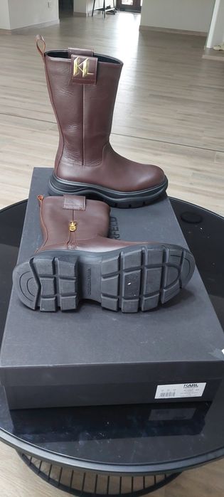 Karl Lagerfeld                  .