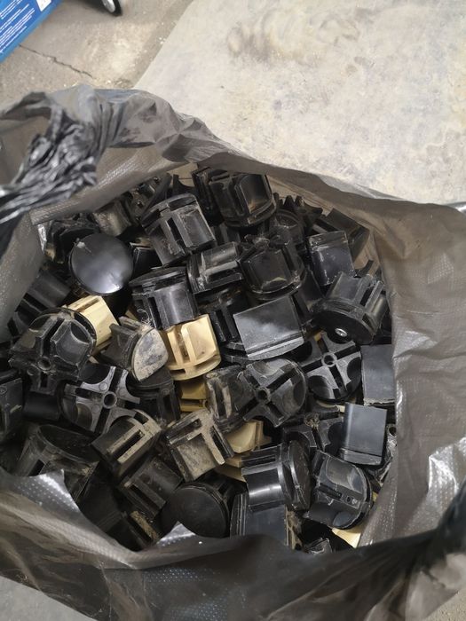 Продам стеклянную ветрину