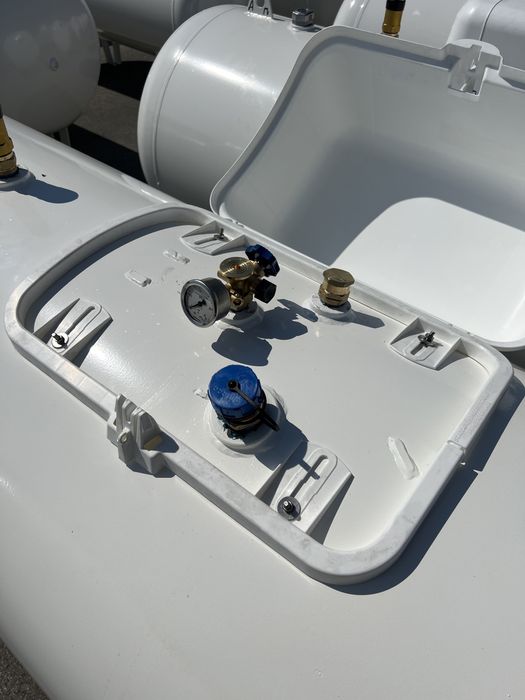 Rezervoare/Butelii/Bazin Gpl/Propan/gaz