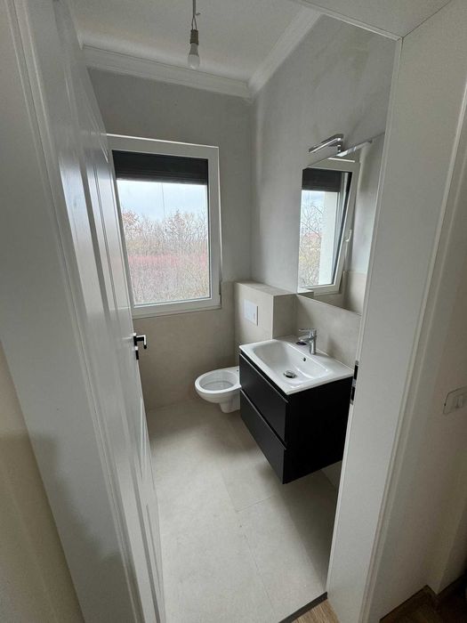 Apartament cu 3 camere