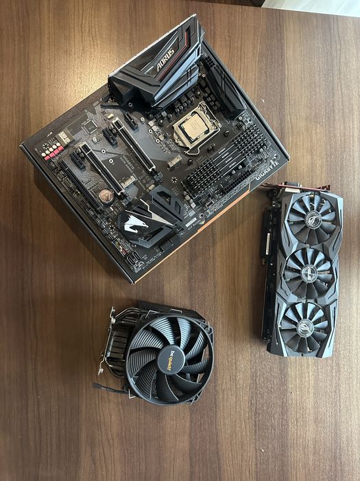 PC Intel I7 8700k | Aorus Z370 | 32 gb ram DDR4 | GTX 1080Ti