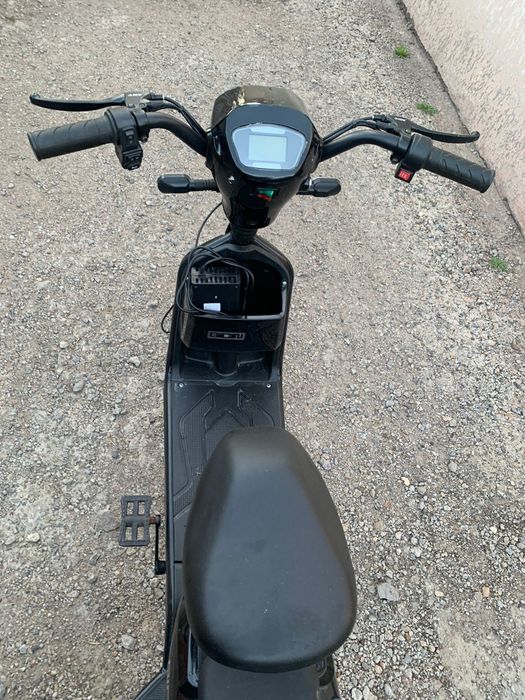 Скутер продается