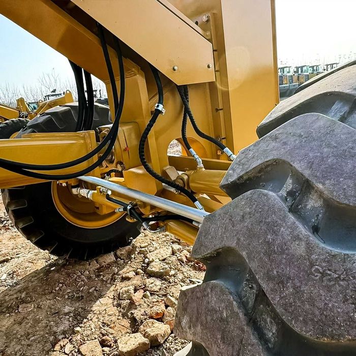 Автогрейдер SEM [920F] 200лс В НАЛИЧИИ