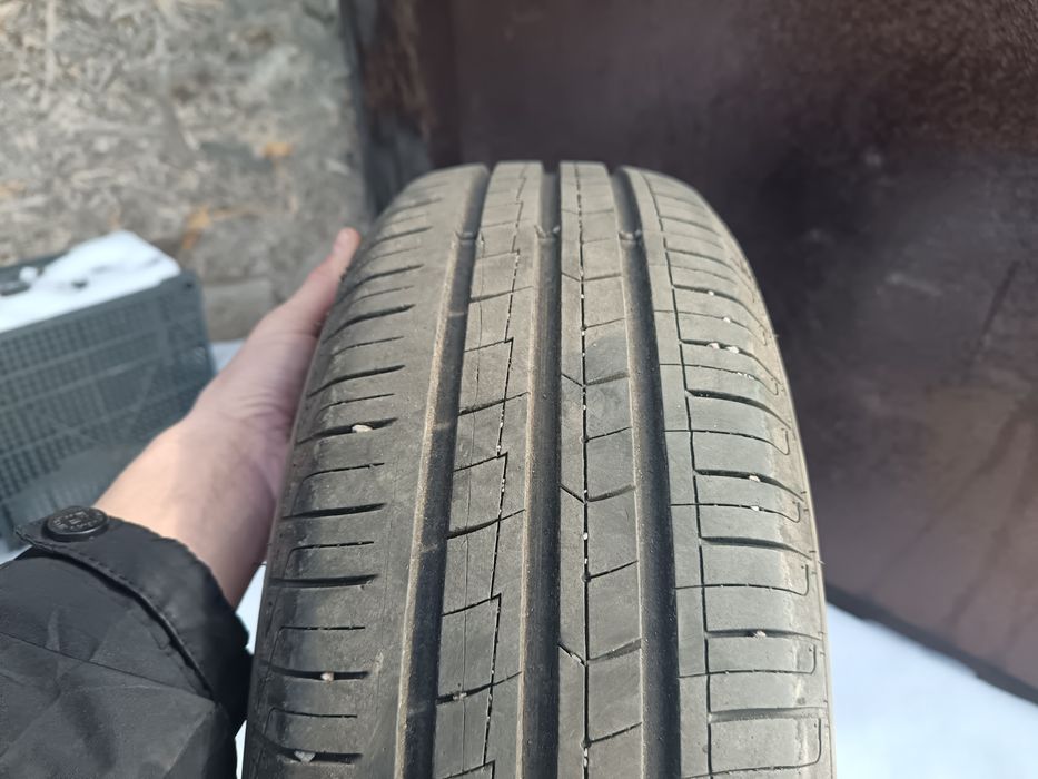 Продам резину почти новая