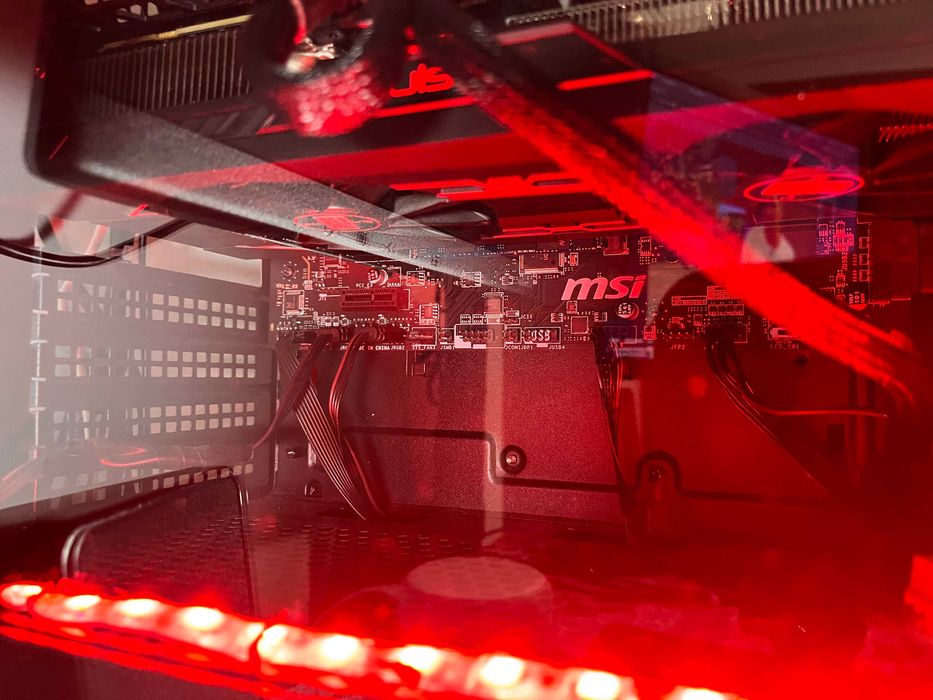 Vand kit Amd Ryzen 5 3600+ Msi b550m pro vdh